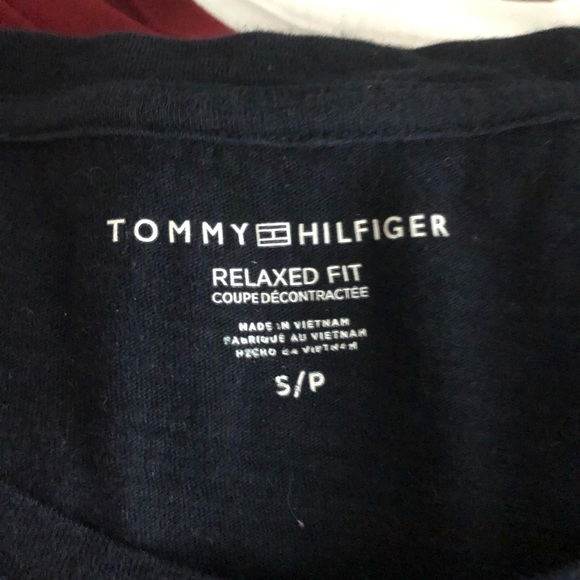 Tommy Hilfiger t-shirt - Picture 2 of 3